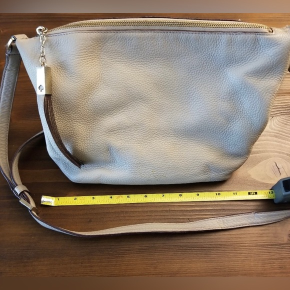 Kate Spade Neutral Color Leather Crossbody (13x9x6). Great for spring & summer! - Picture 1 of 11